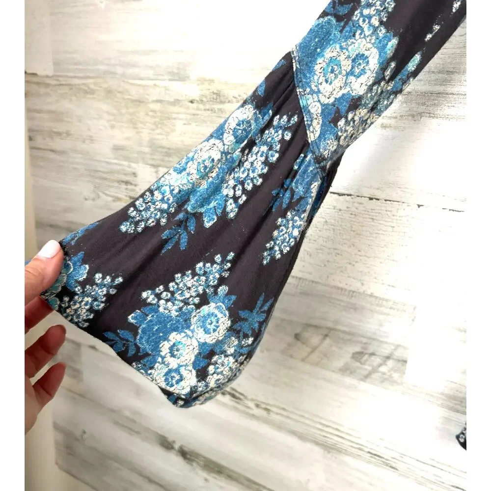 Free People Womens S Gray Blue Floral Speak Easy Bell Sleeve Boho Top Blouse